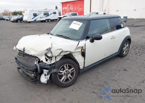 2012 Mini Cooper z USA, uszkodzony, nr VIN WMWSU3C55CT257855